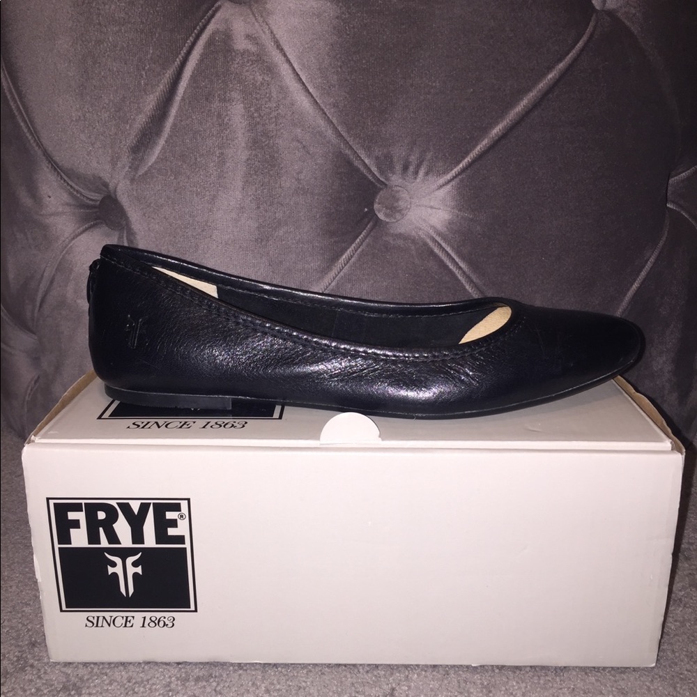Frye Regina leather ballet flats